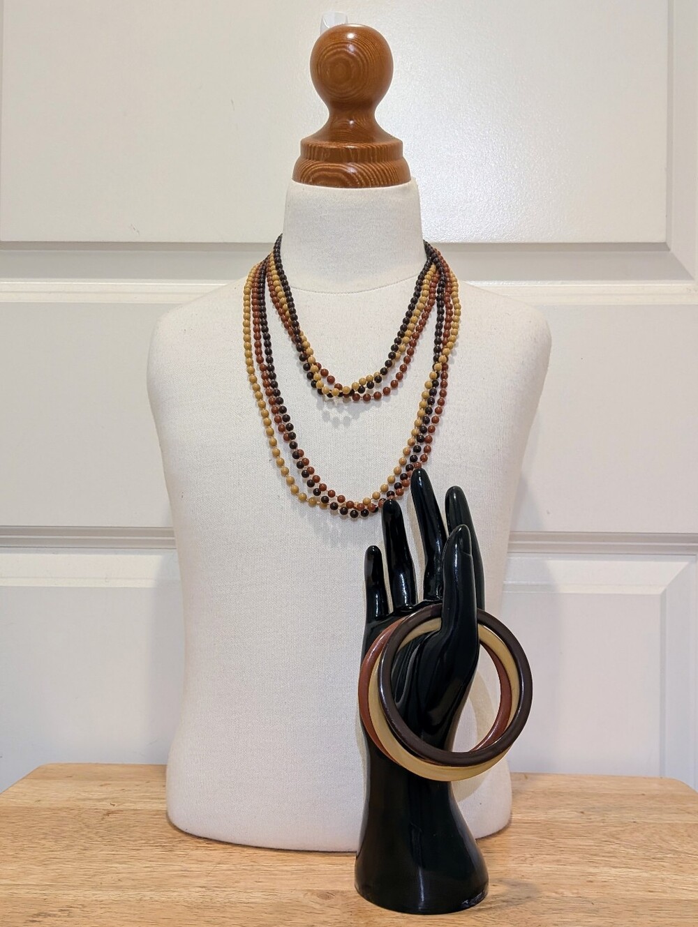 EUC 70s Acrylic Three Strand Long Beaded Necklace and Bangle Set